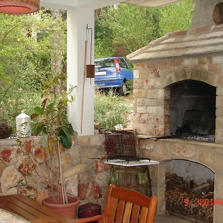 Apartment By The Sea Jelsa, Hvar - 15073